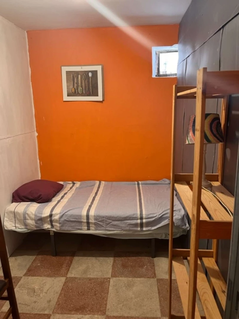 Córdoba de çift kişilik yataklı kiralık oda