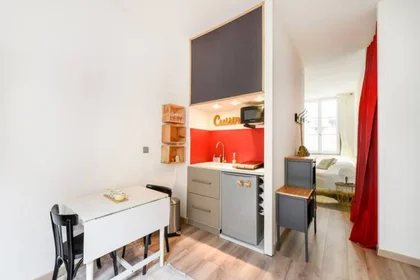 Logement entier à Rue Emile Fourcand 41, image 7 de 16