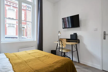 Privatzimmer in der 37 avenue de londres, bild 38 von 41