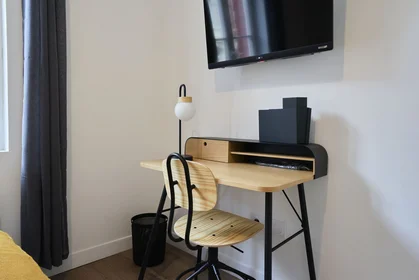 Privatzimmer in der 37 avenue de londres, bild 39 von 41