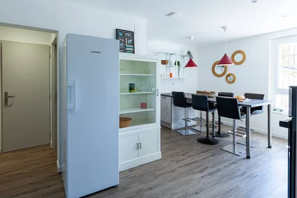 Privatzimmer in der Avignon, 84000, bild 5 von 25