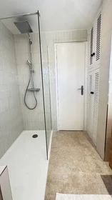 Private room at Antibes, 06600, image 11 of 21