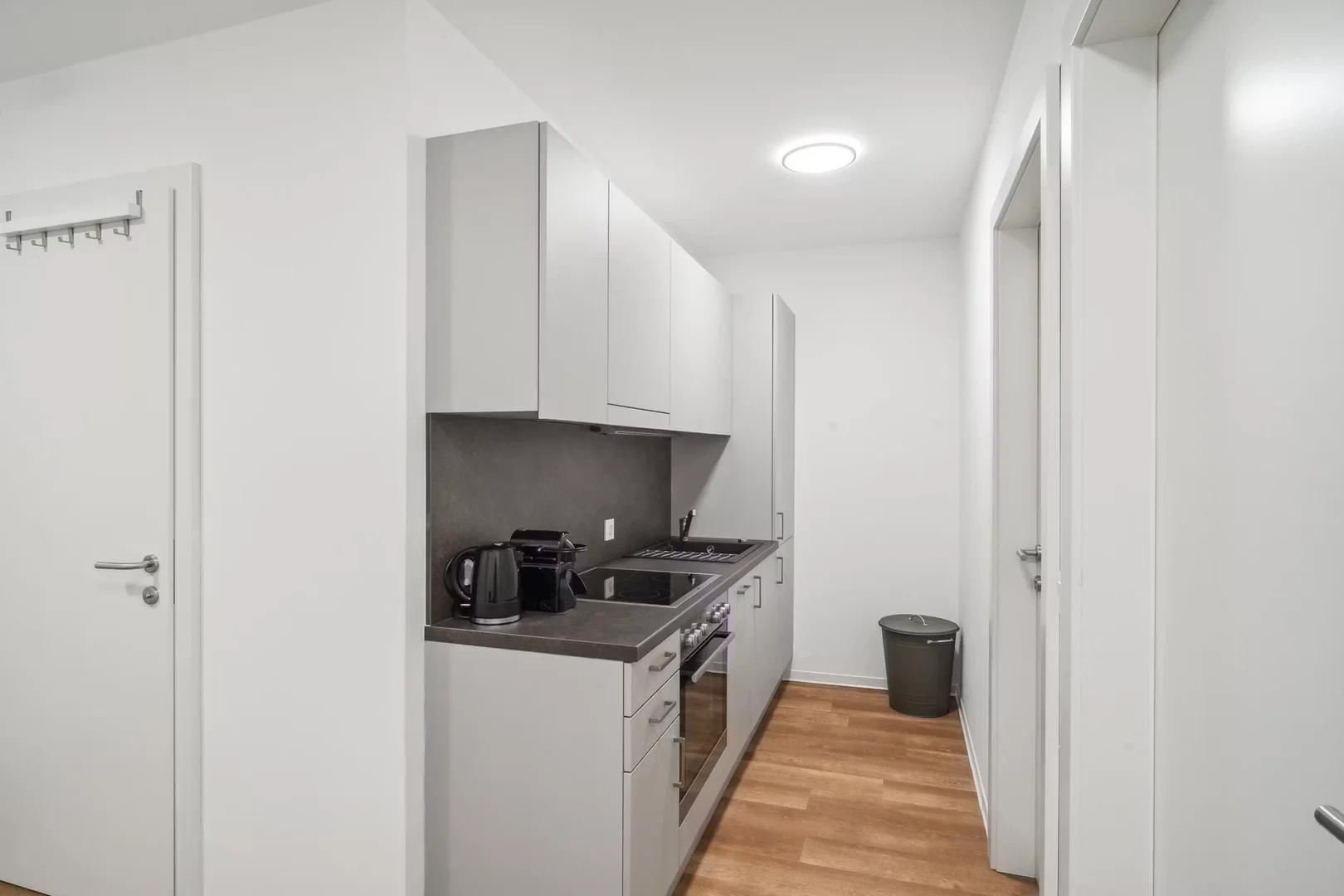 Student-friendly room in with modern amenities