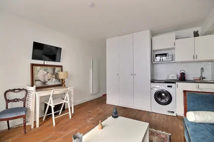 Całe miejsce Rue Augereau, 7th Arrondissement, obraz 5 10