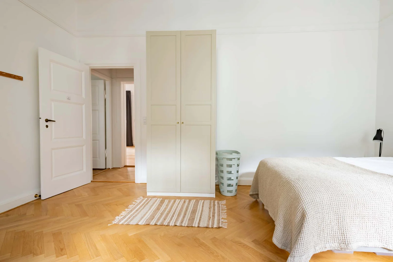 Bezahlbares Zimmer für Studenten mit ausreichender Beleuchtung in 