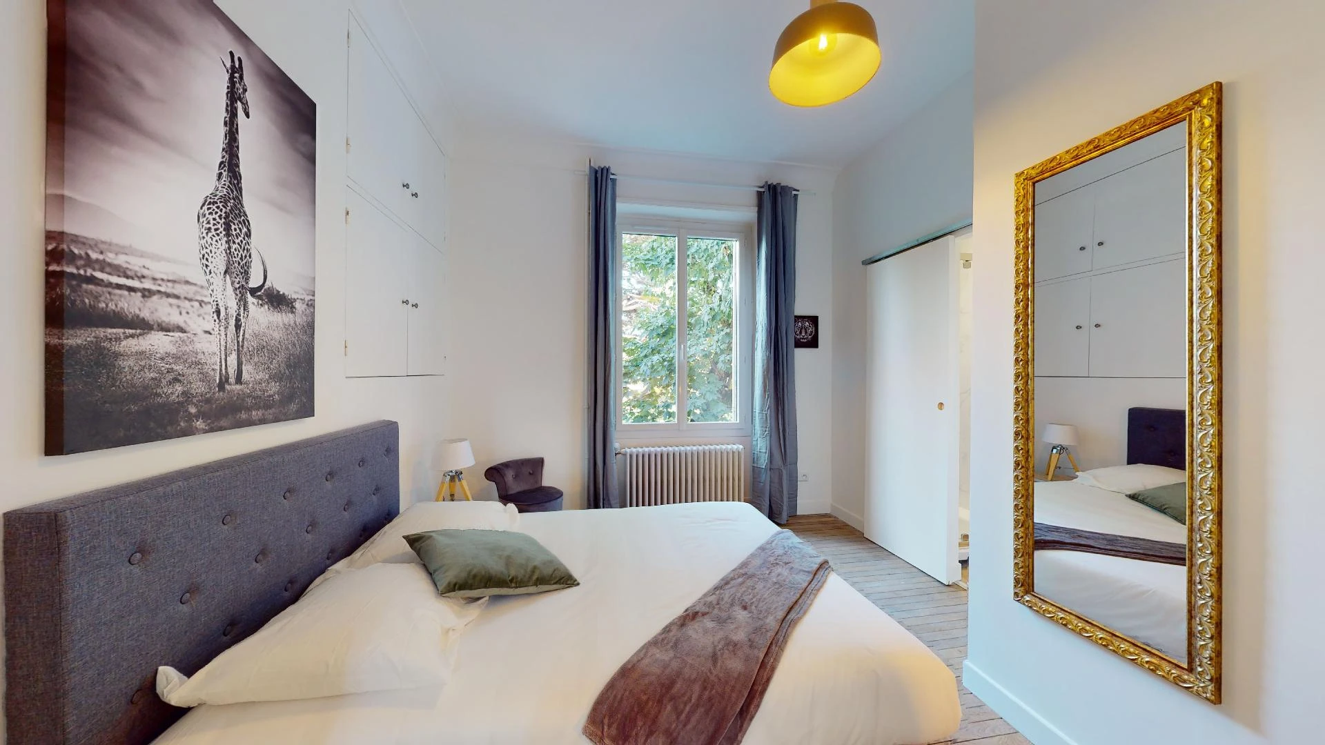 Nantes de çift kişilik yataklı kiralık oda