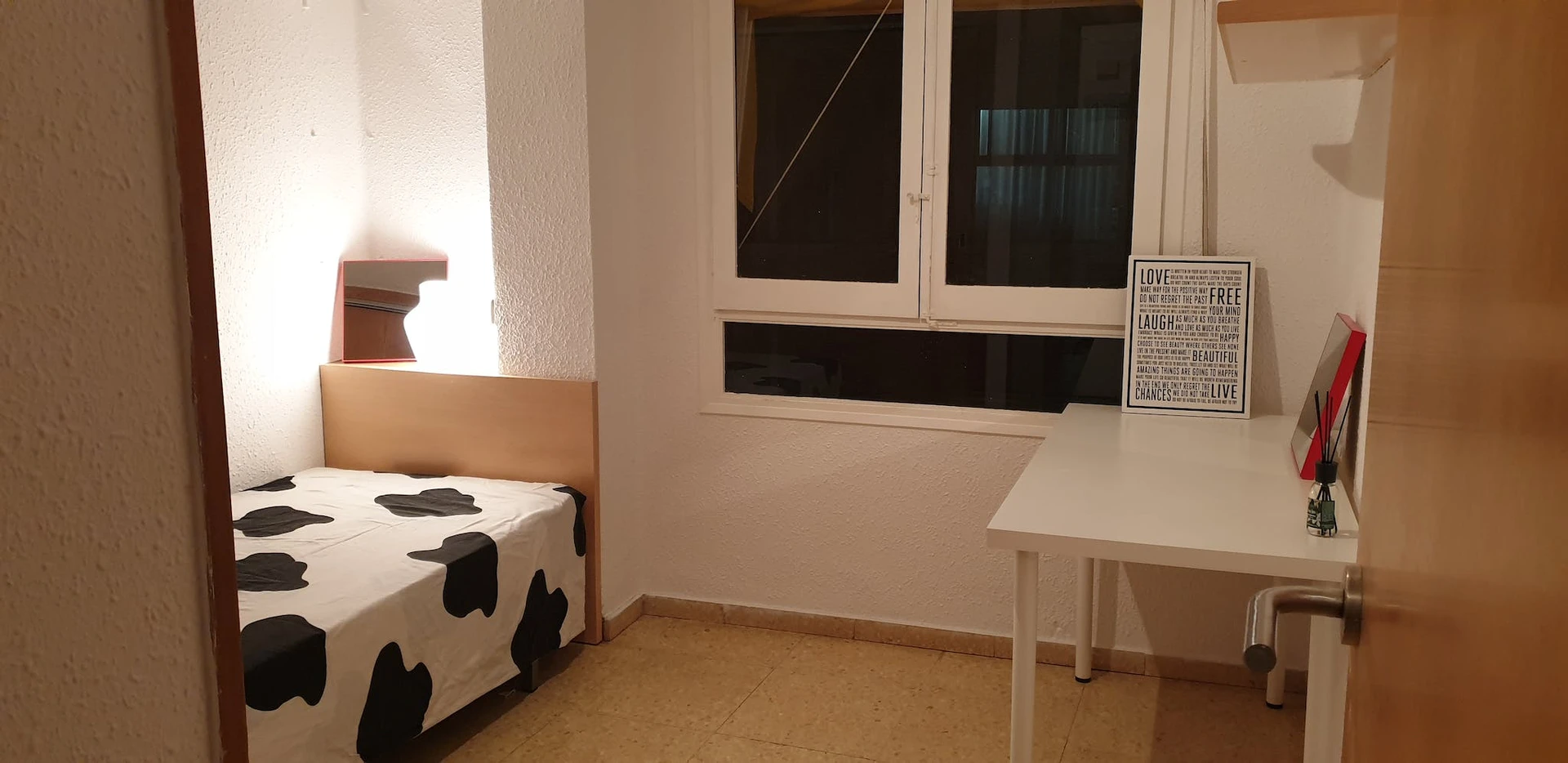 3 yatak odalı dairede ortak oda Castellón De La Plana