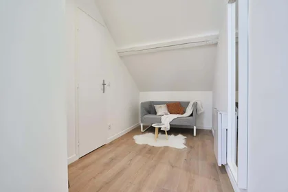 Privatzimmer in der 48 Rue Fernig, 59300 Valenciennes, France, bild 3 von 22