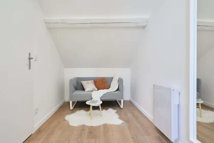 Privatzimmer in der 48 Rue Fernig, 59300 Valenciennes, France, bild 4 von 22