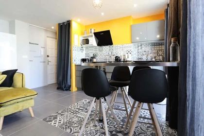 Privatzimmer in der Rue des Braves, 31300 Toulouse, France, bild 12 von 19