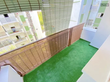 Özel oda konumu Pl. Gelo, 1, 41009 Sevilla, España, 8 15 görüntüsü
