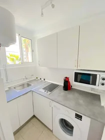 Özel oda konumu Pl. Gelo, 1, 41009 Sevilla, España, 10 15 görüntüsü
