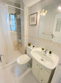 Quarto privado em Av. de Sánchez Pizjuán, 14, 41009 Sevilla, España, imagem 13 de 14
