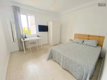 Özel oda konumu Pl. Gelo, 1, 41009 Sevilla, España, 1 11 görüntüsü