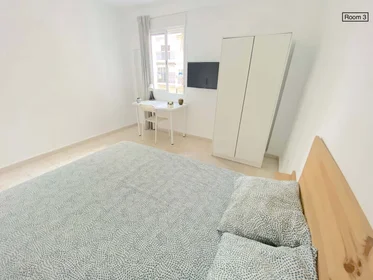 Özel oda konumu Pl. Gelo, 1, 41009 Sevilla, España, 4 11 görüntüsü