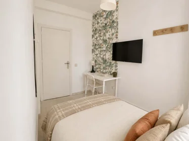 Özel oda konumu Pl. Gelo, 1, 41009 Sevilla, España, 4 11 görüntüsü