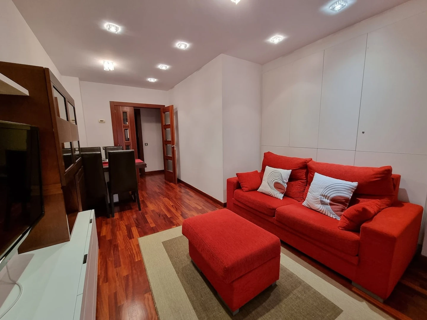 Alojamiento con 3 habitaciones en Oviedo