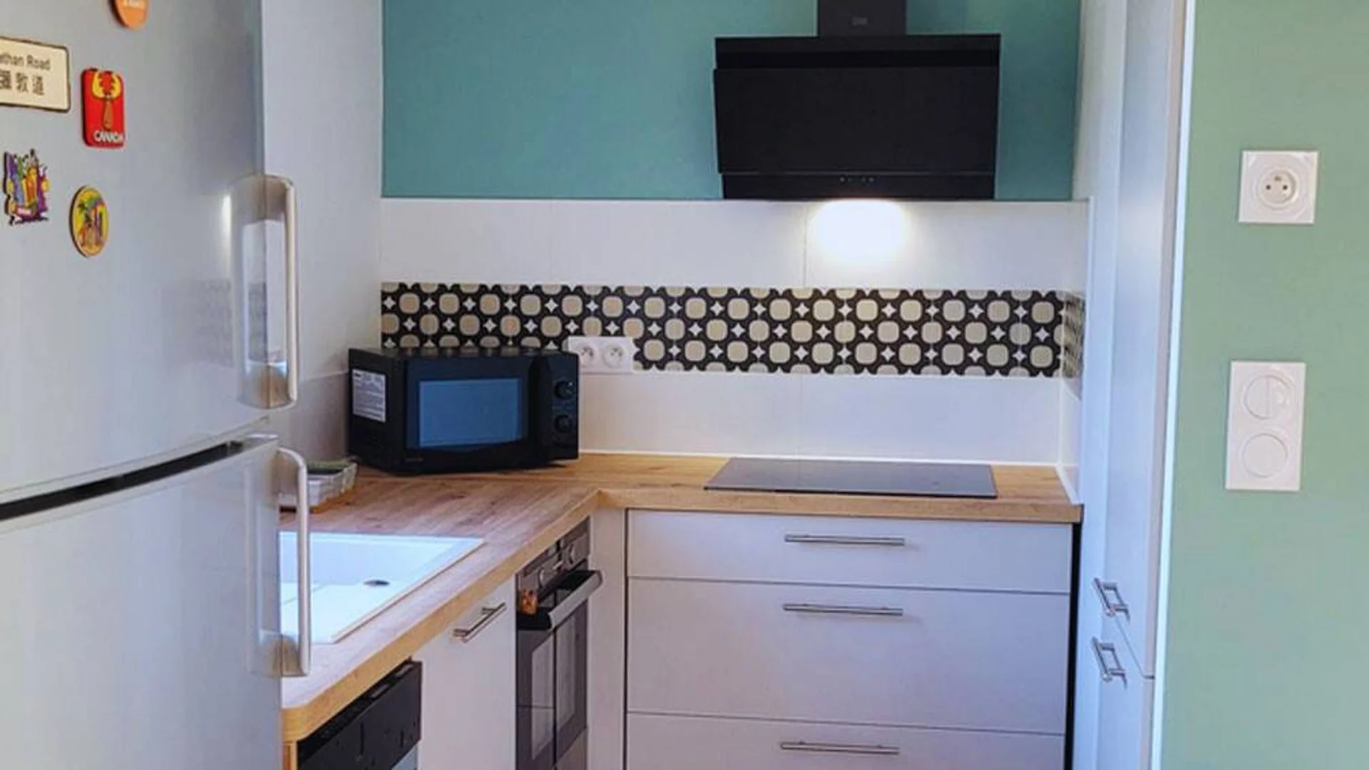 Quarto amigo do estudante em  com comodidades modernas