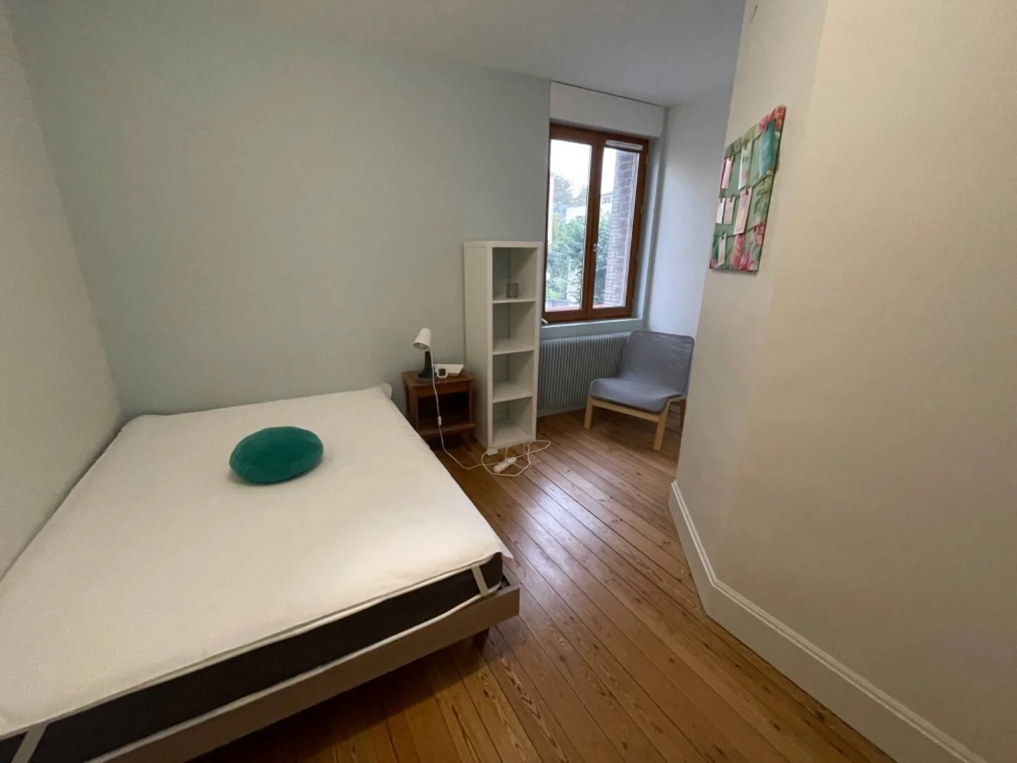 Budget-friendly student room close to campus in 
