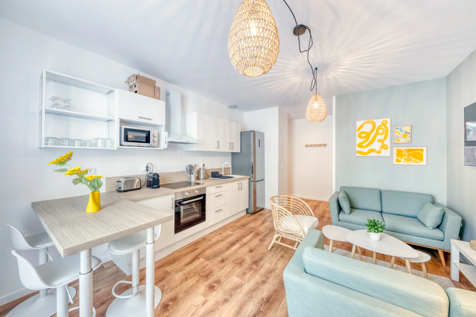 Habitación estudiantil amplia y cómoda en 