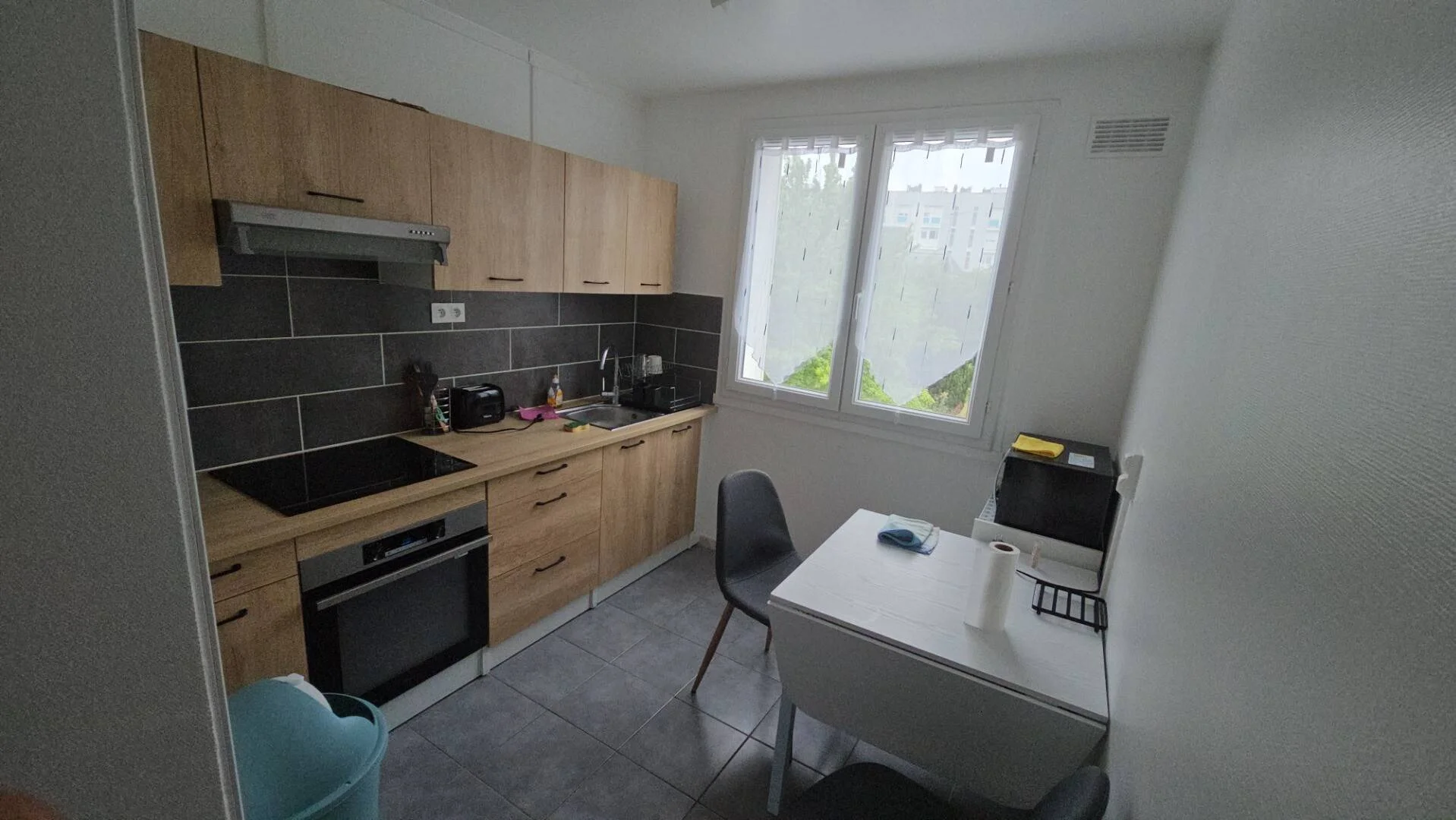 Cozy room for students available in 