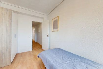 Quarto para alugar com cama de casal em Castellon-de-la-plana-castello-de-la-plana