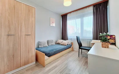 Günstiges Privatzimmer in {area}