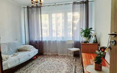 {area} de çift kişilik yataklı kiralık oda
