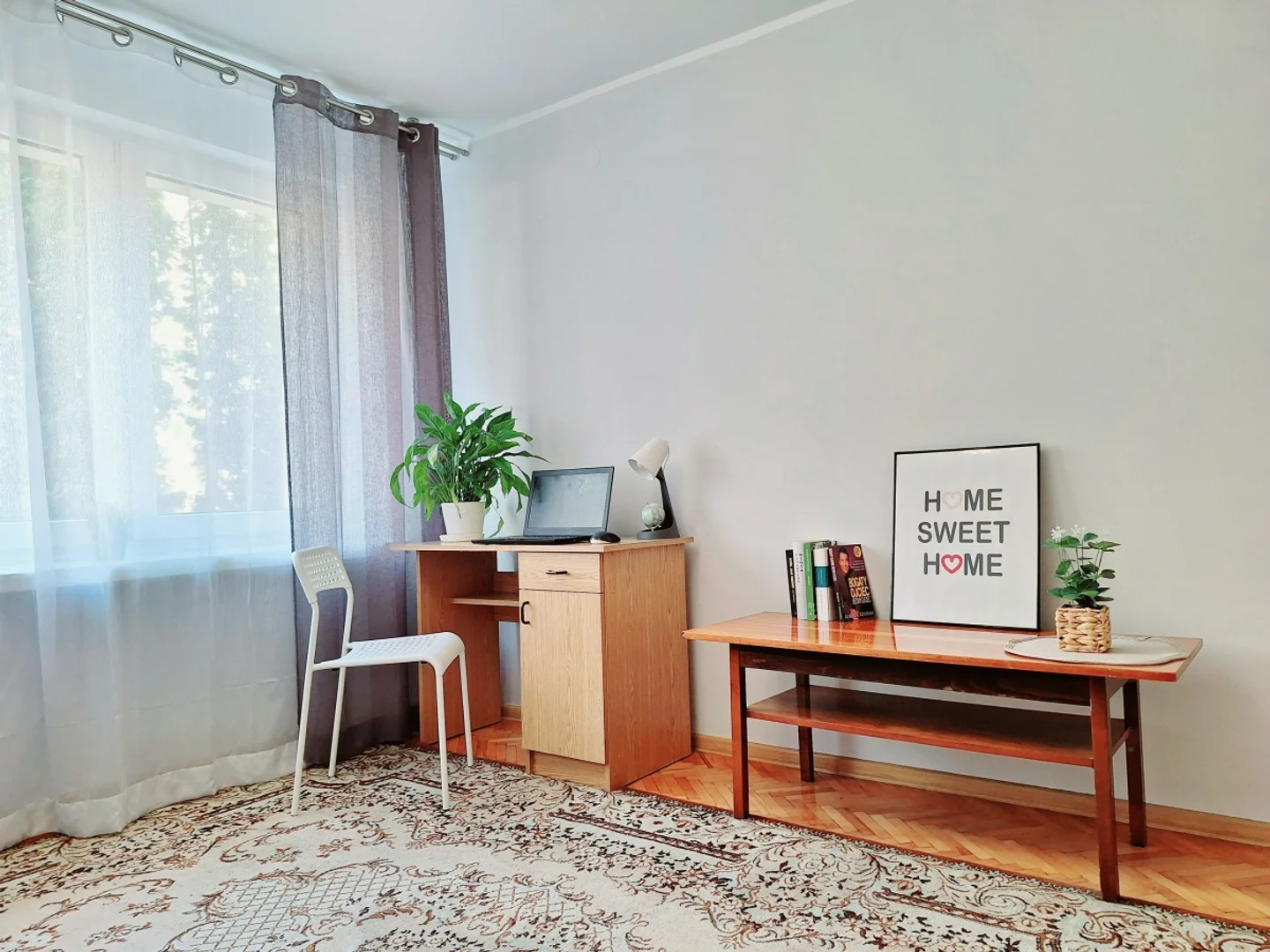 Habitación en apartamento estudiantil en alquiler en , completamente amueblado