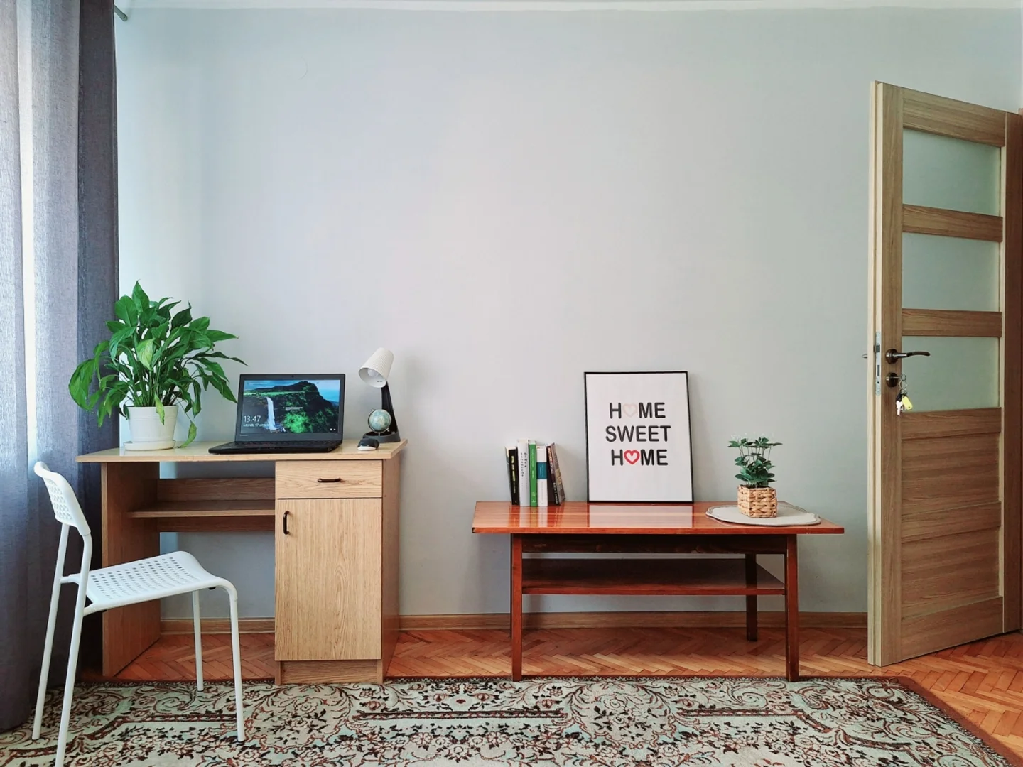 Habitación acogedora para estudiantes disponible en