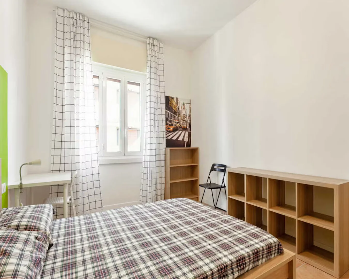 Habitación estudiantil económica cerca del campus en 