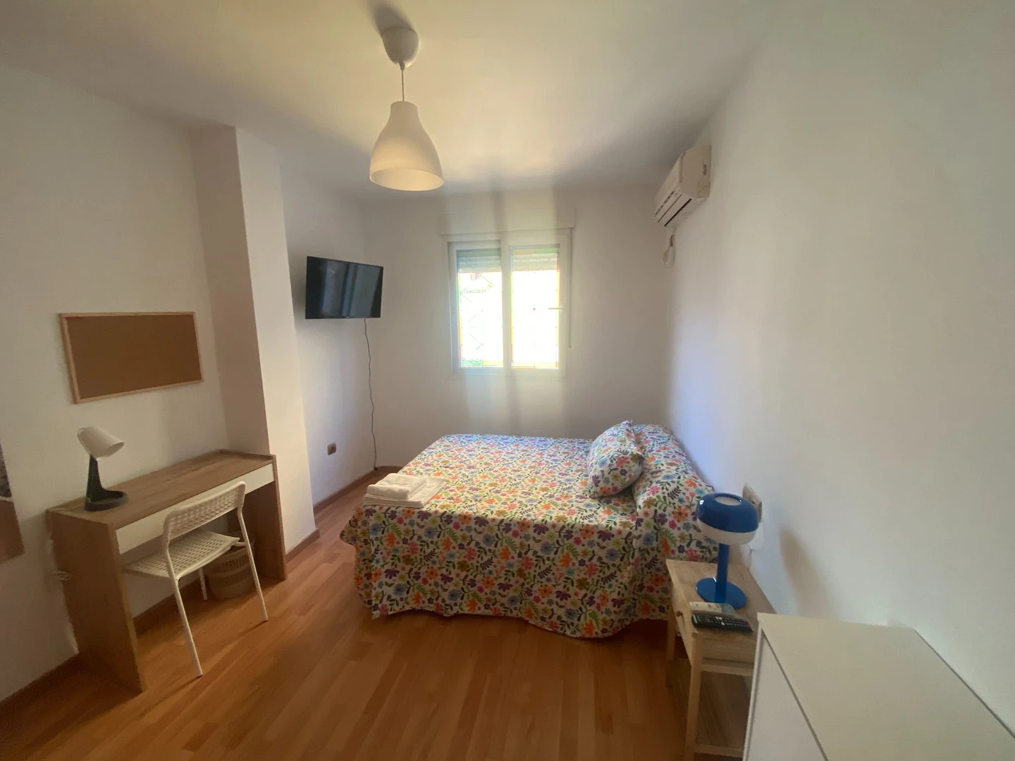 Pokój wspólny w mieszkaniu 3-pokojowym Malaga
