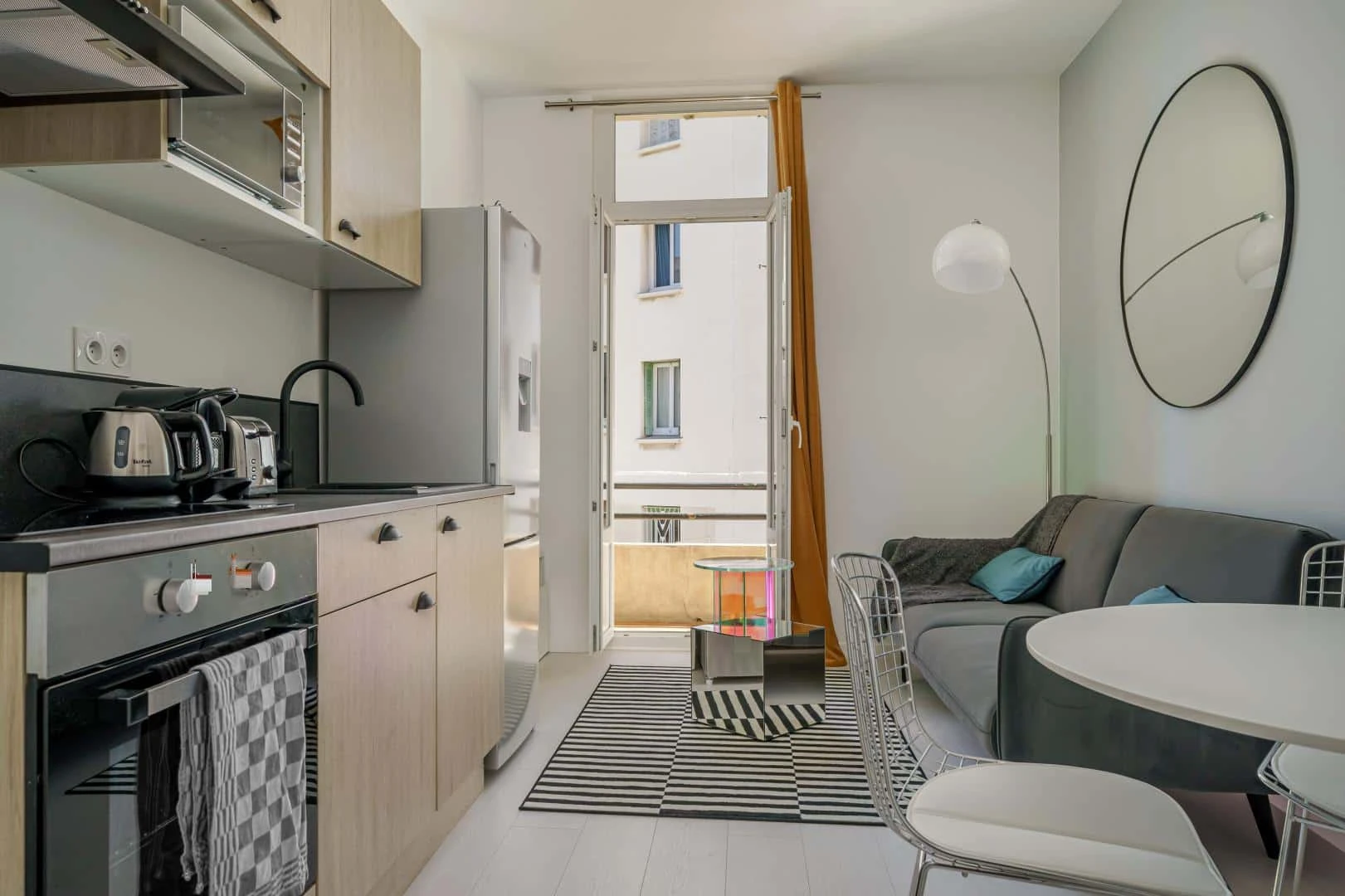 Chambre à louer dans un appartement en colocation à Toulon
