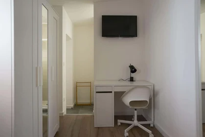 Habitación privada en 5 Rue de Cottenchy, 80090 Amiens, France, imagen 4 de 21