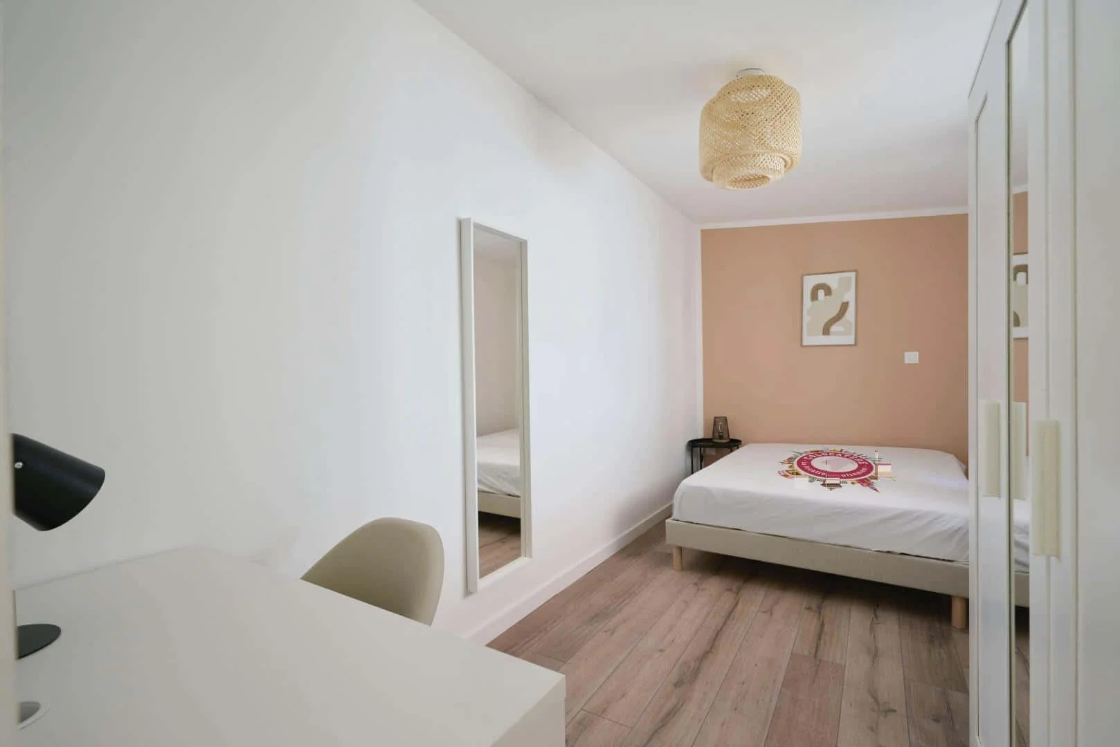 Quarto de estudante funcional perfeito para estudar em 