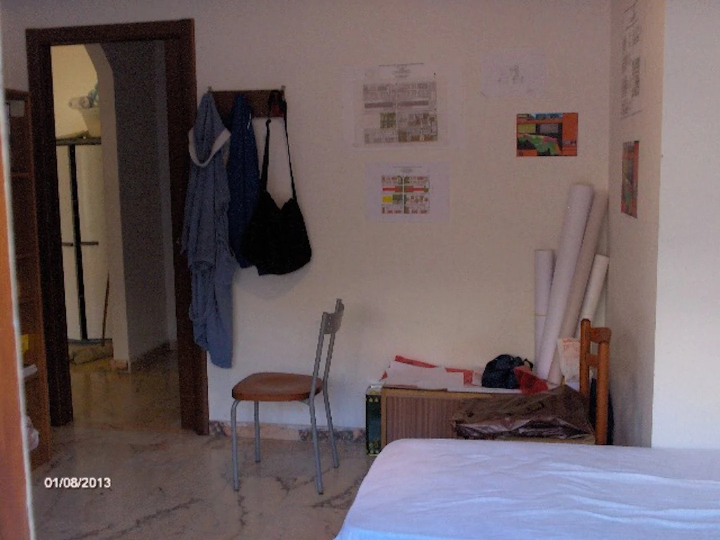 Shared room in 3-bedroom flat Reggio Calabria