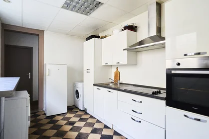 Stanza privata in 64 rue d'Isly, immagine 9 di 17