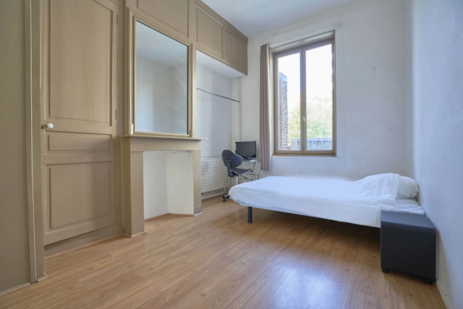 Quarto para alugar num apartamento partilhado em Roubaix