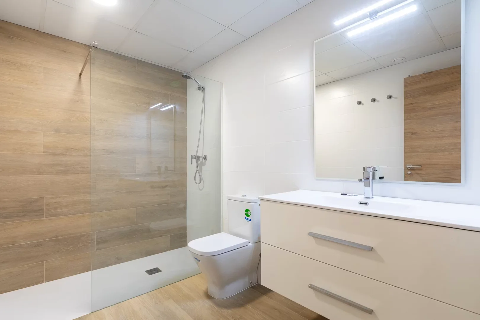Habitación para estudiantes en  con modernas comodidades