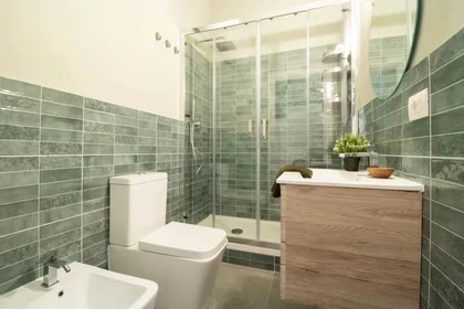 Chambre privée à Via Riviera, , image 5 de 10