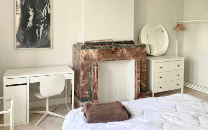 Private room at Avenue Gisseleire Versé, Berchem-Sainte-Agathe, image 3 of 15