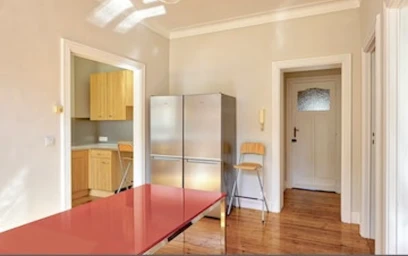 Private room at Avenue Gisseleire Versé, Berchem-Sainte-Agathe, image 6 of 15