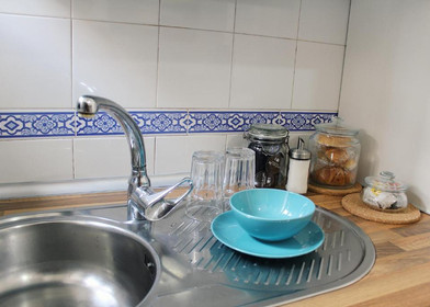 Private room at Avenue Gisseleire Versé, Berchem-Sainte-Agathe, image 9 of 15