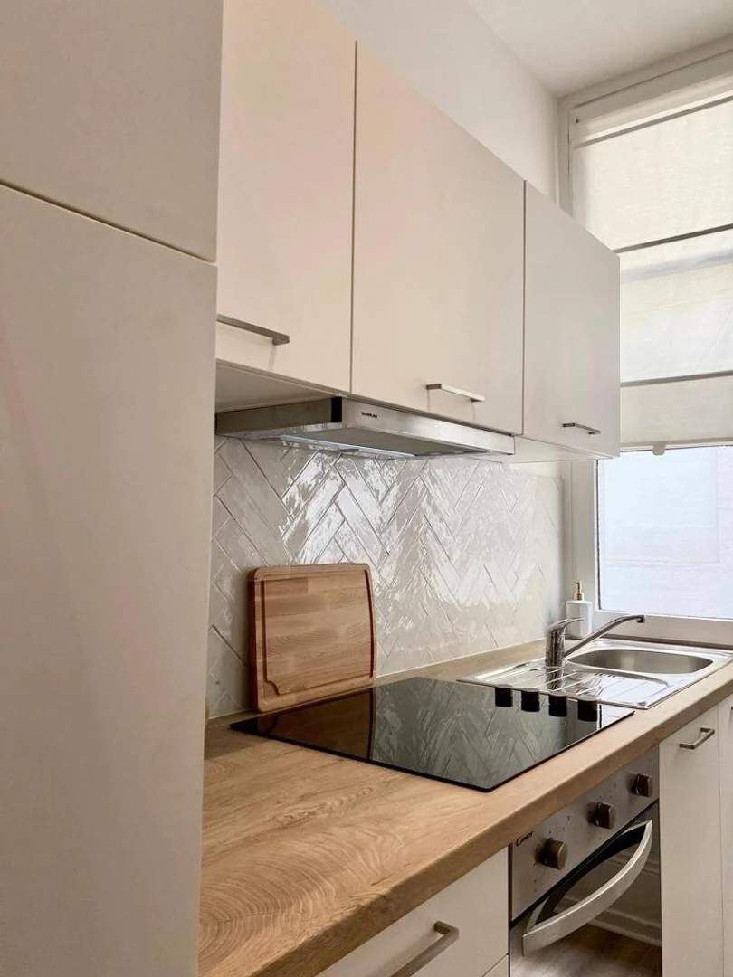 Habitación asequible para estudiantes con buena iluminación en 