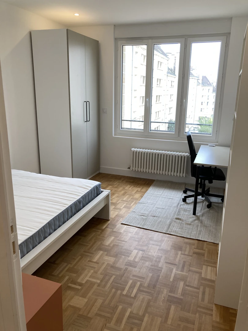 Alquiler de habitación en piso compartido en Caen