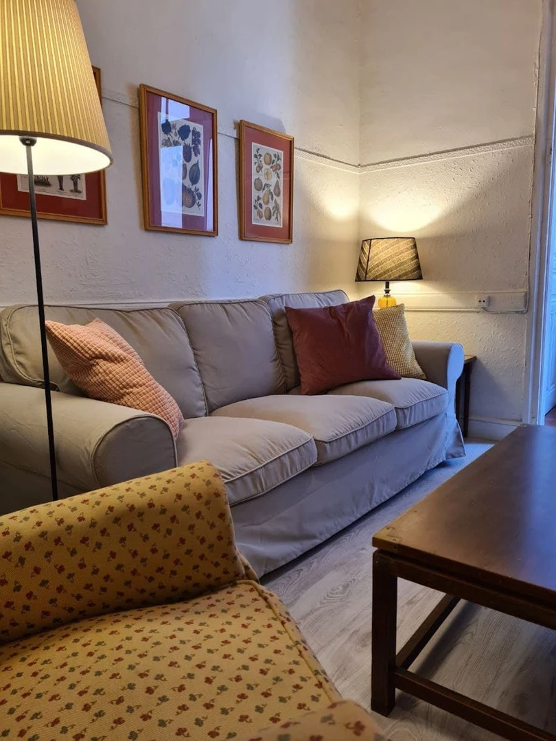 Alojamiento con 3 habitaciones en Gijón