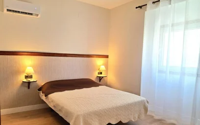 Private room at Cuidad Jardin, Palma, image 13 of 20