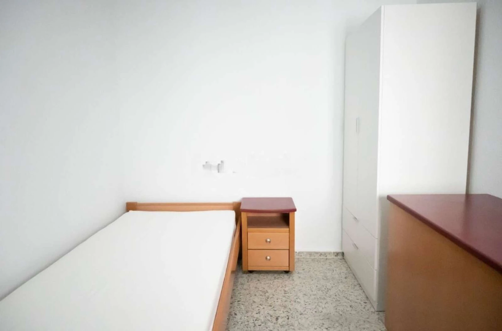 Córdoba de çift kişilik yataklı kiralık oda