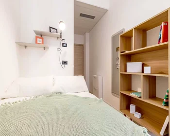 Privatzimmer in der Via Carlo Pedrotti, Aurora, bild 1 von 10