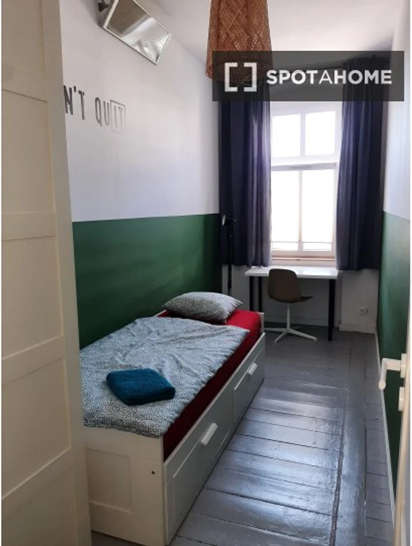 Quarto para alugar num apartamento partilhado em Wrocław